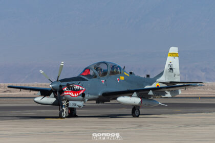 A-29 Super Tucano FAC-3108 de la Fuerza Aeroespacial Colombiana en plataforma durante el ejercicio Salitre 2026 en Chile