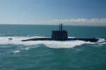 Submarino de diseño TKMS de la familia Tipo 209 navegando en superficie a alta velocidad en mar abierto. Foto: TKMS